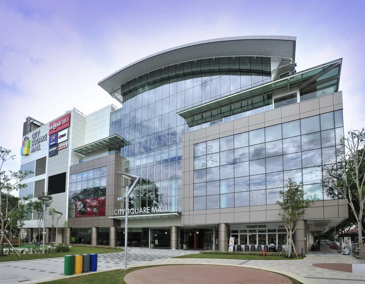 City Square Mall on Kitchener Road, the nearest full-service mall to Dorset Residences and roughly a ten-minute walk from the Dorset Road site